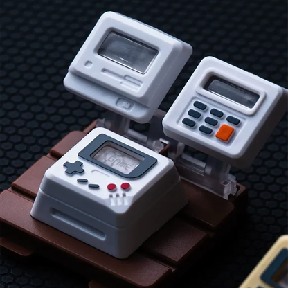 3-in-1 Interchangeable Handheld Game/Calculator/PC Keycaps
