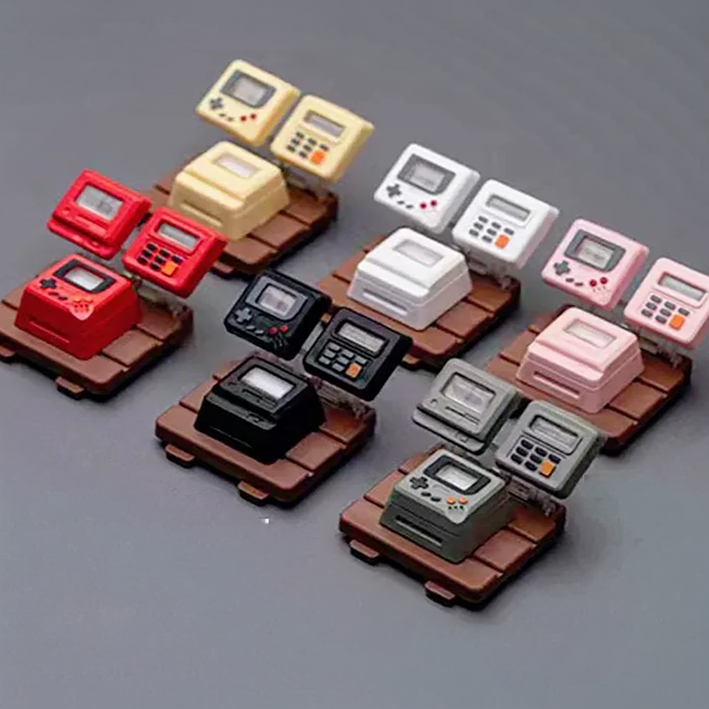 3-in-1 Interchangeable Handheld Game/Calculator/PC Keycaps