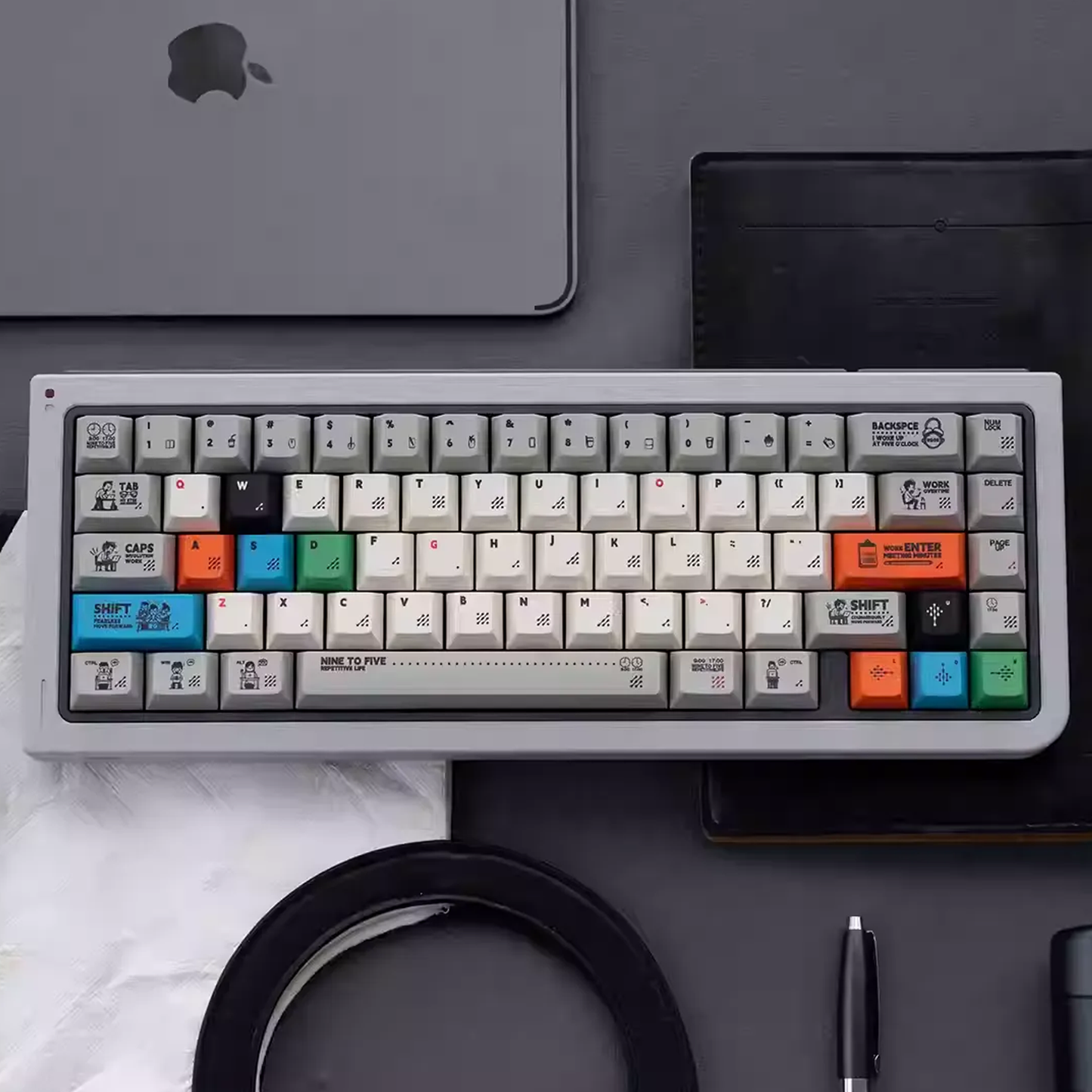 Working 9-to-5 Office Deskjob Hustle Keycap Set