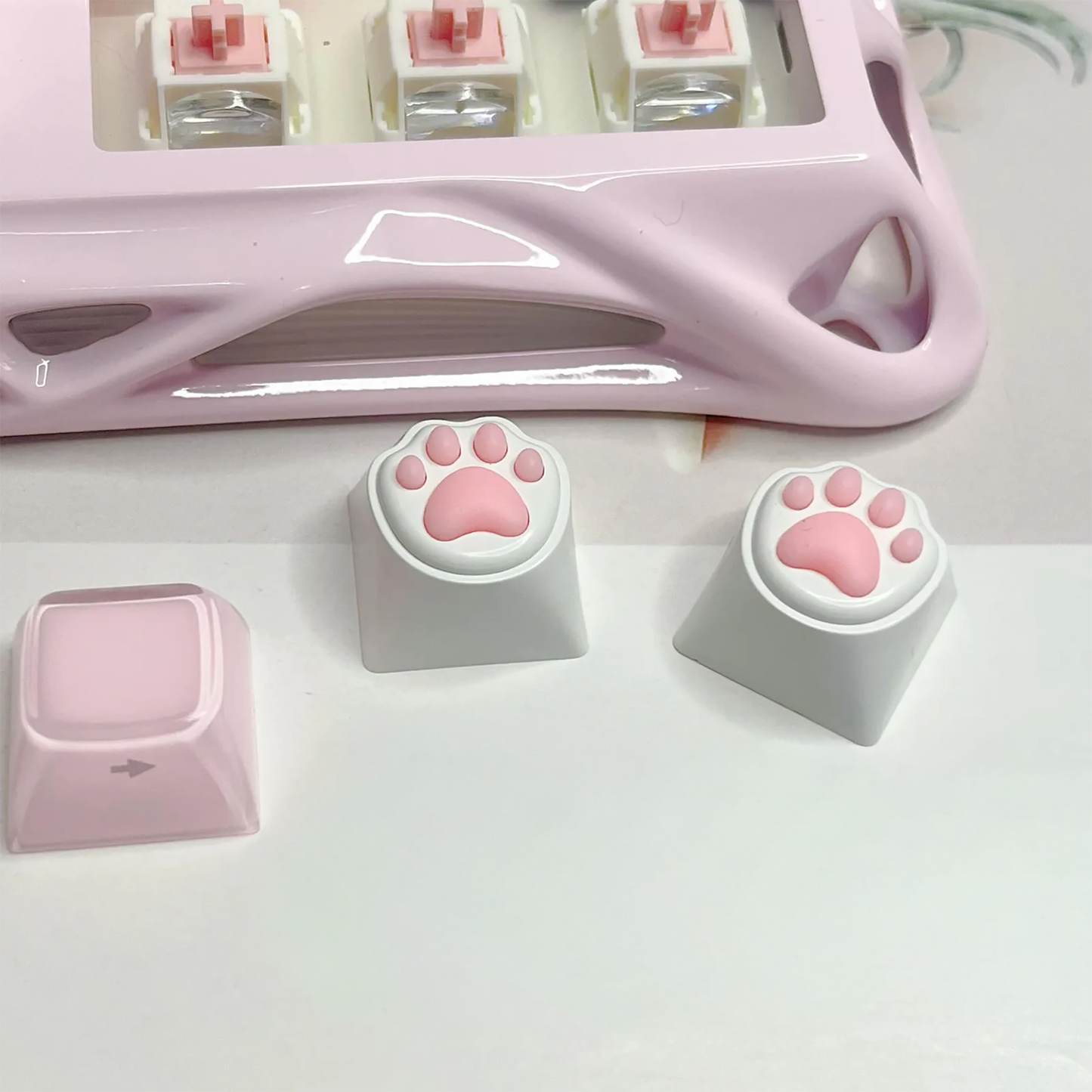Adorable Cat Paw Keycaps