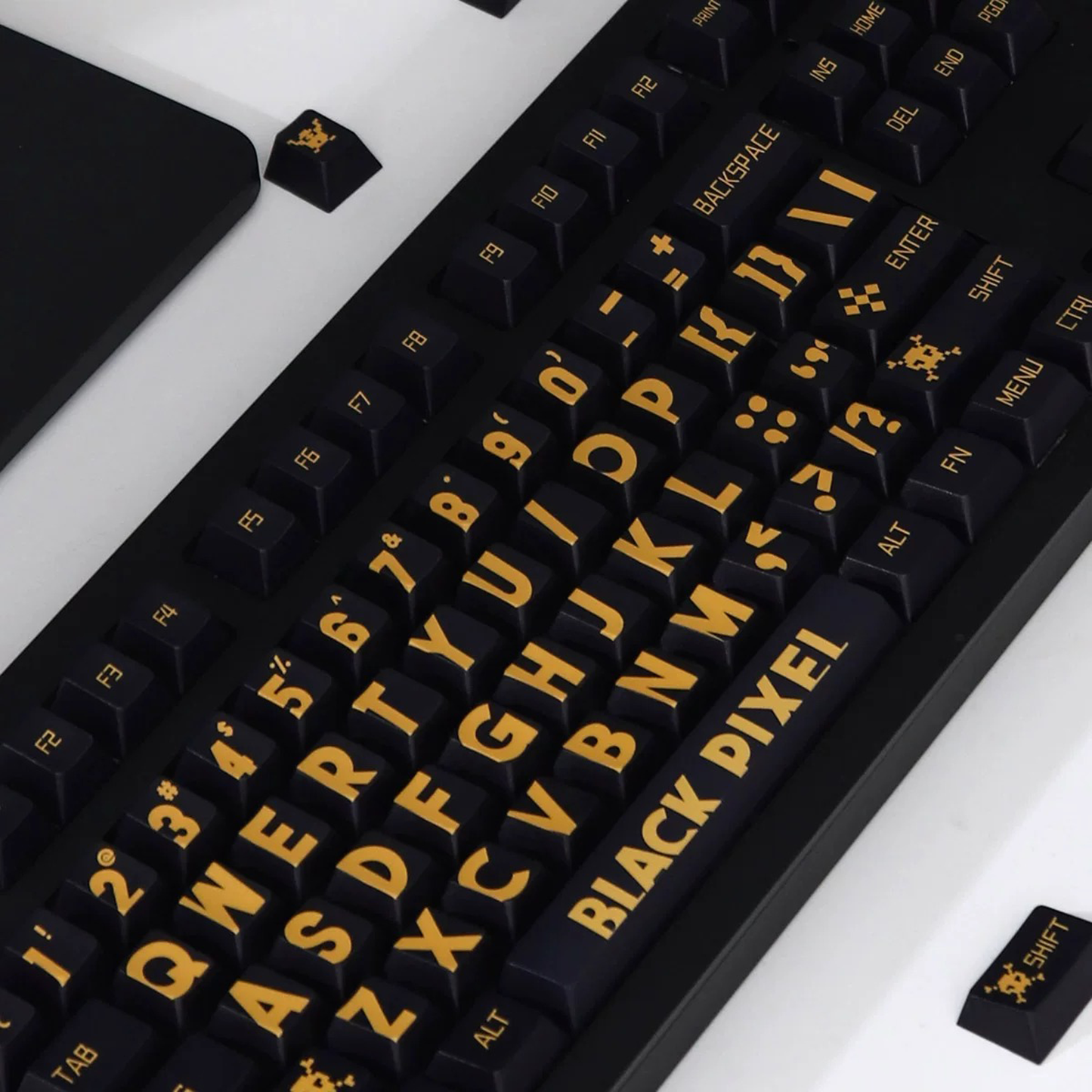 Black Pixel Keycap Set
