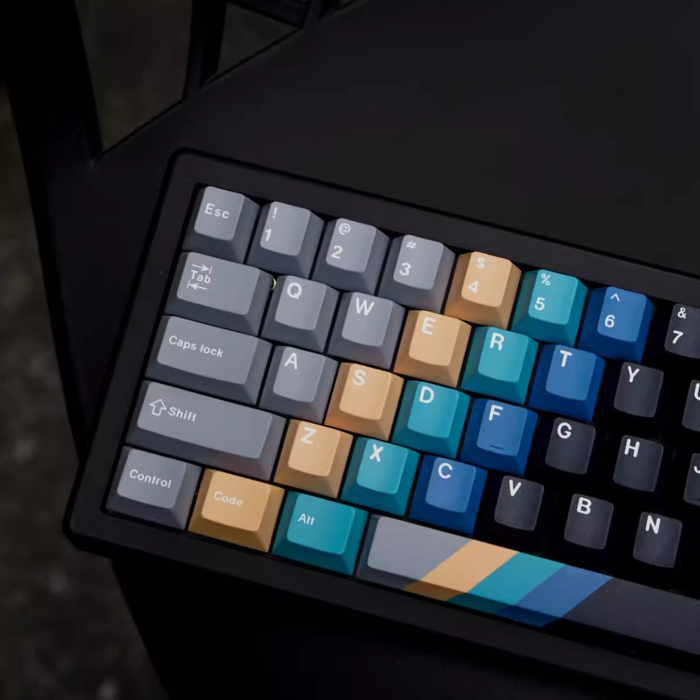 Chromo Cascade Keycap Set