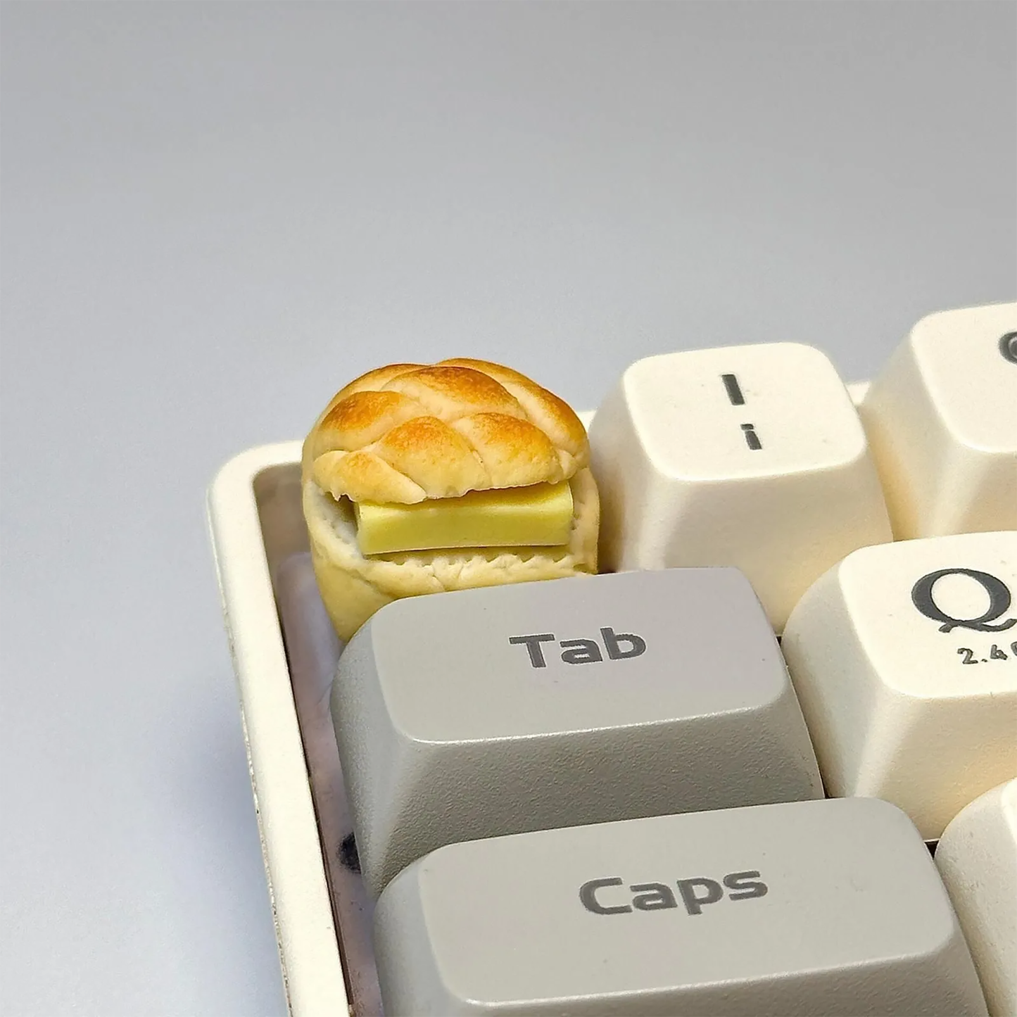 Pineapple Bun With Cold Butter Keycap