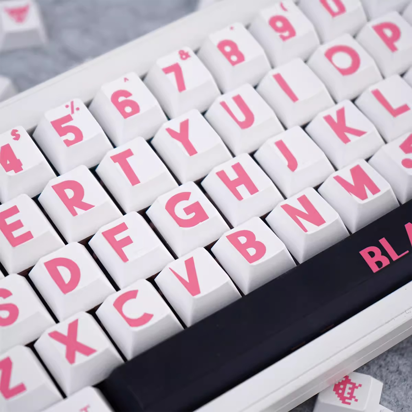 Pixel Pop Pink Keycap Set