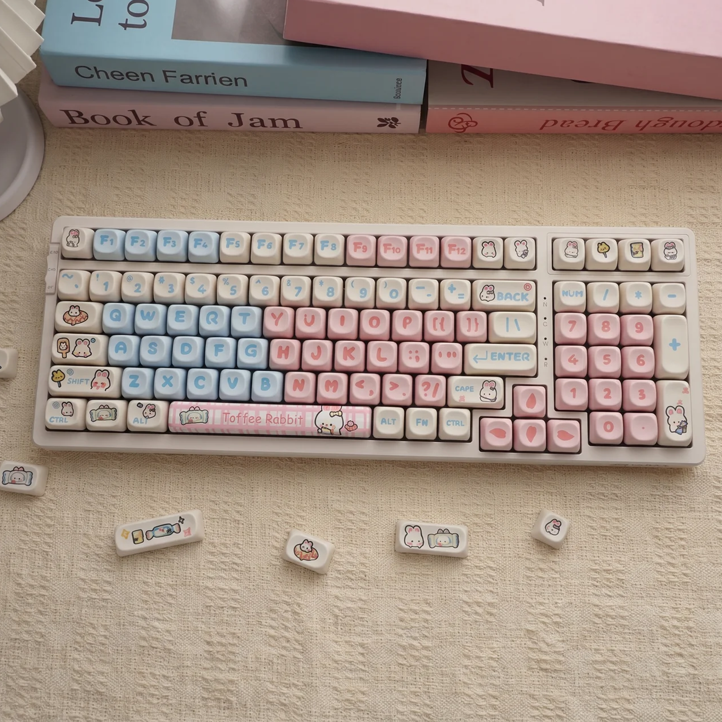 Sweet Toffee Rabbit Keycap Set