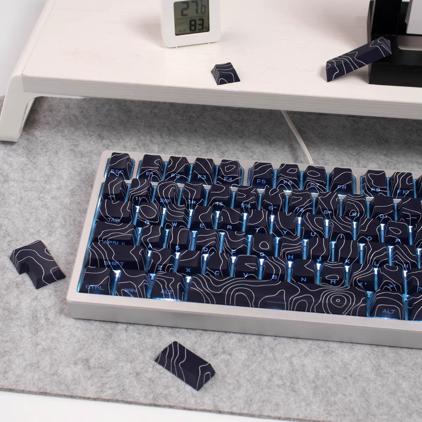 Topography Lines Keycap Set (Noir)