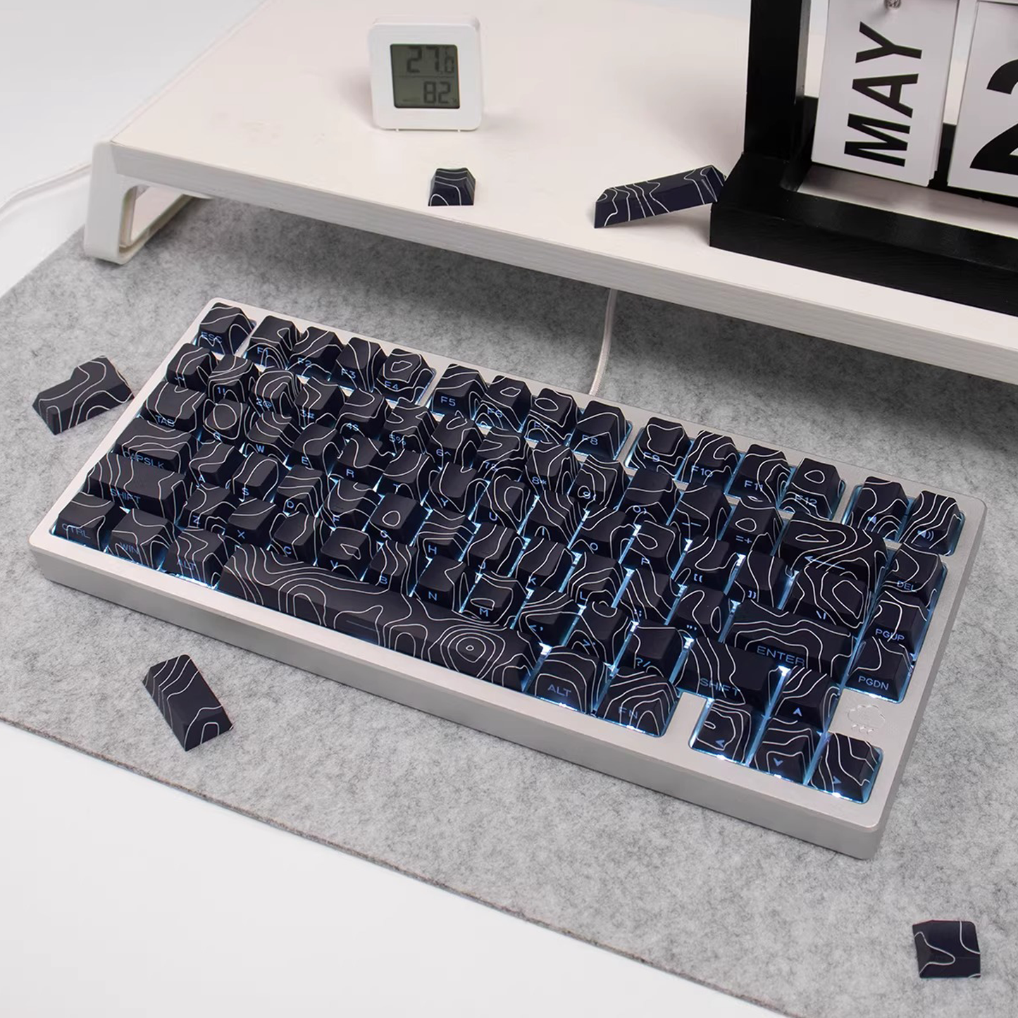 Topography Lines Keycap Set (Noir)