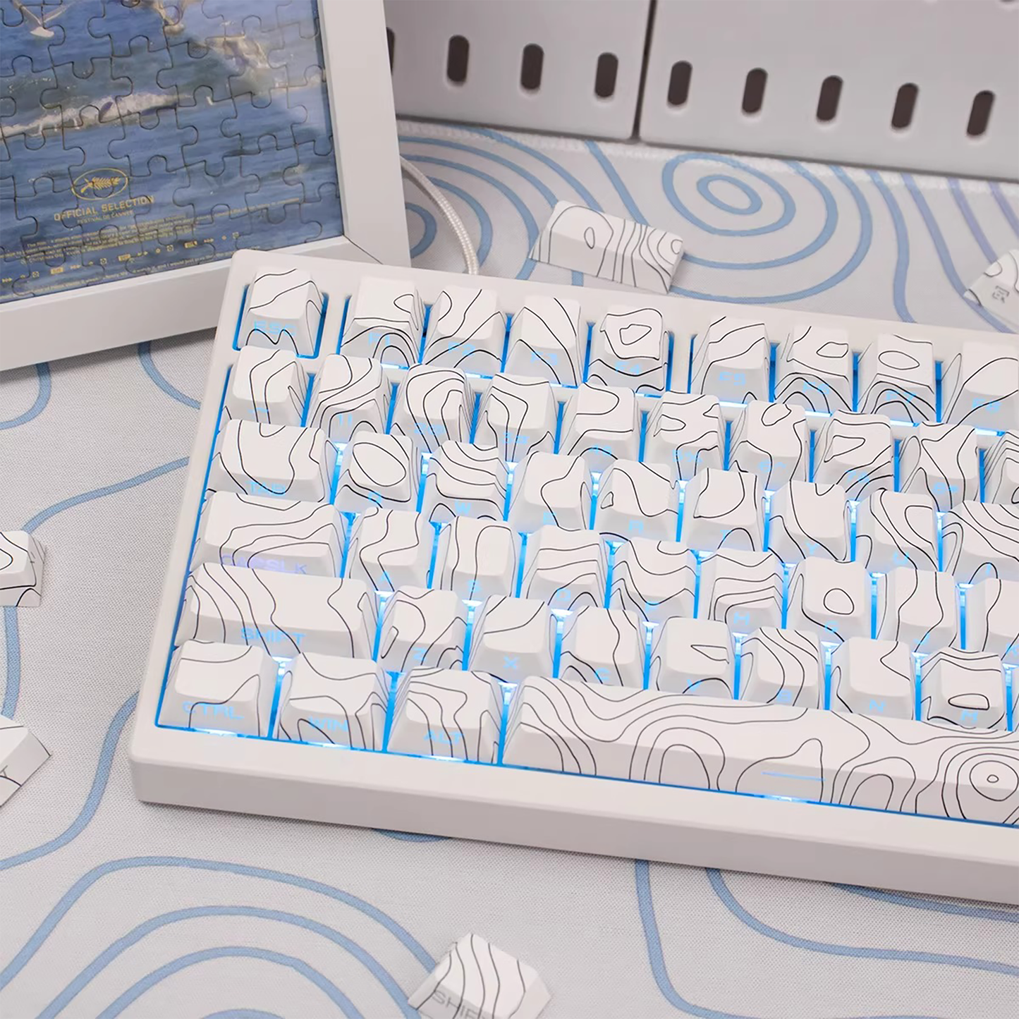 Topography Lines Keycap Set (White)
