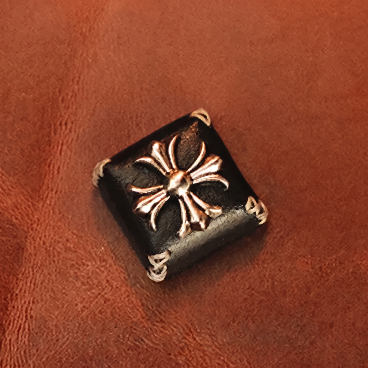 Vintage Leather Motif Artisan Keycaps