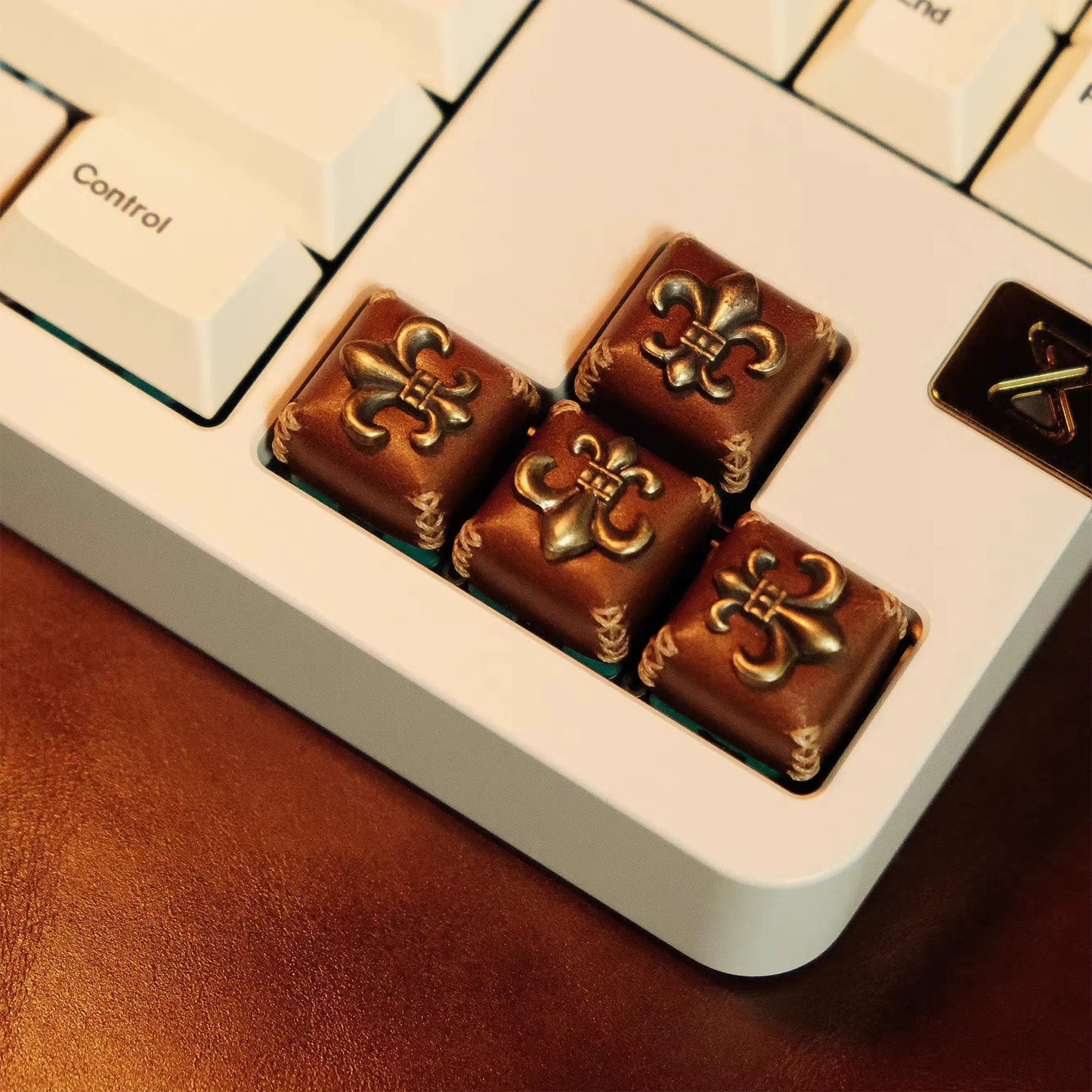 Vintage Leather Motif Artisan Keycaps